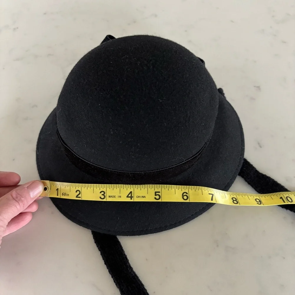 Carole‎ Amper Black Velvet Hat
